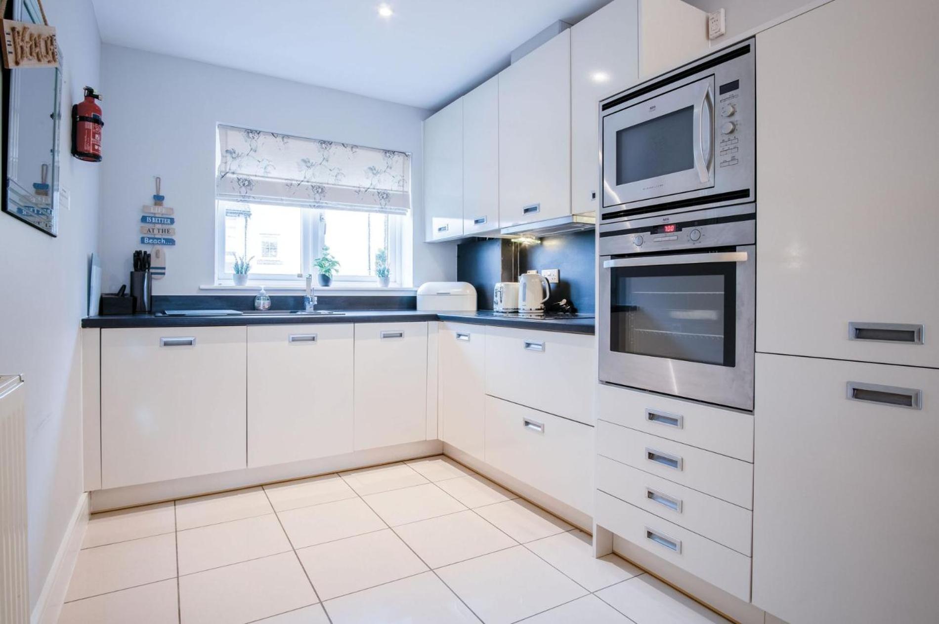 The Beachhouse - 2 Bed Townhouse - Saundersfoot Buitenkant foto