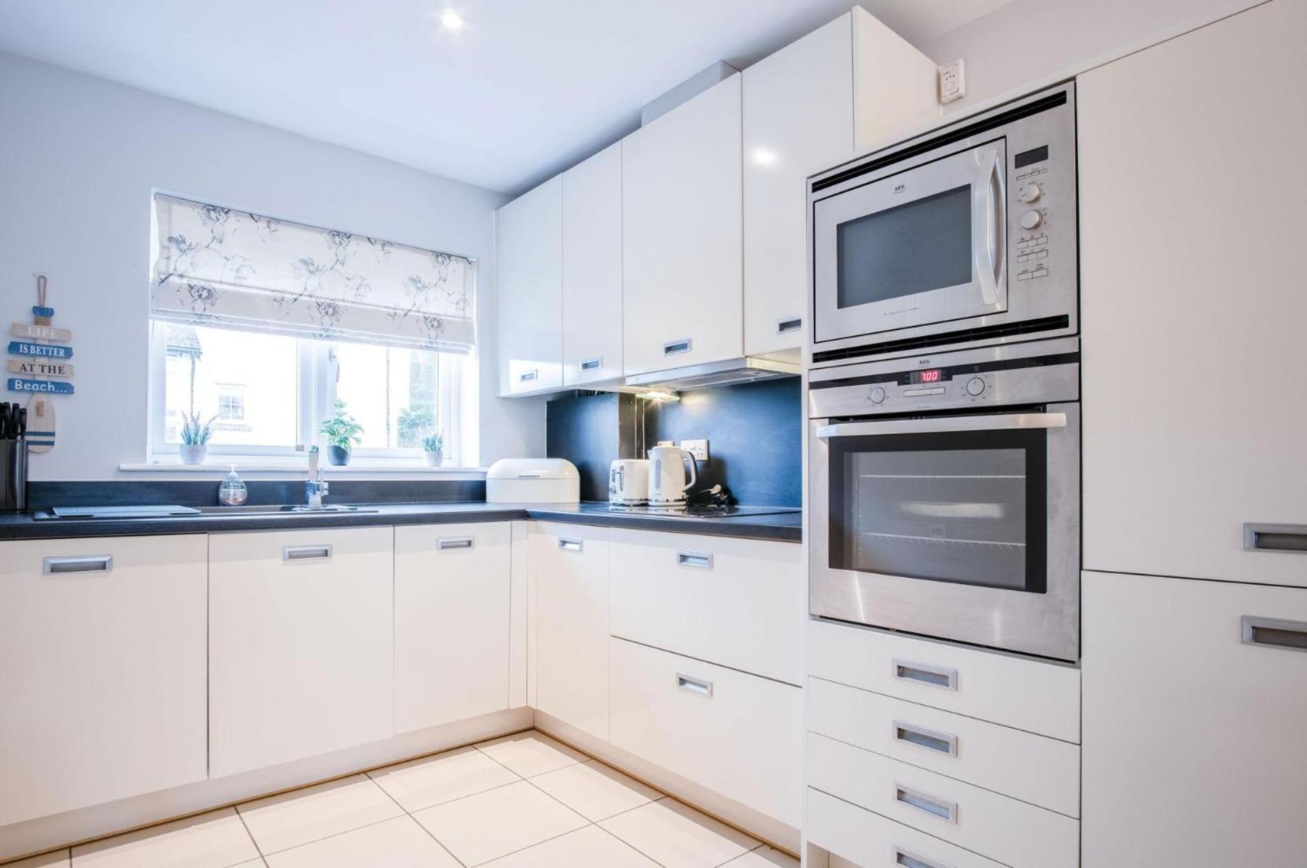 The Beachhouse - 2 Bed Townhouse - Saundersfoot Buitenkant foto